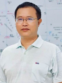 8e4e9dba4e2844af8cc0a5e2fc2f4888.jpg 刘贤赵_副本.jpg