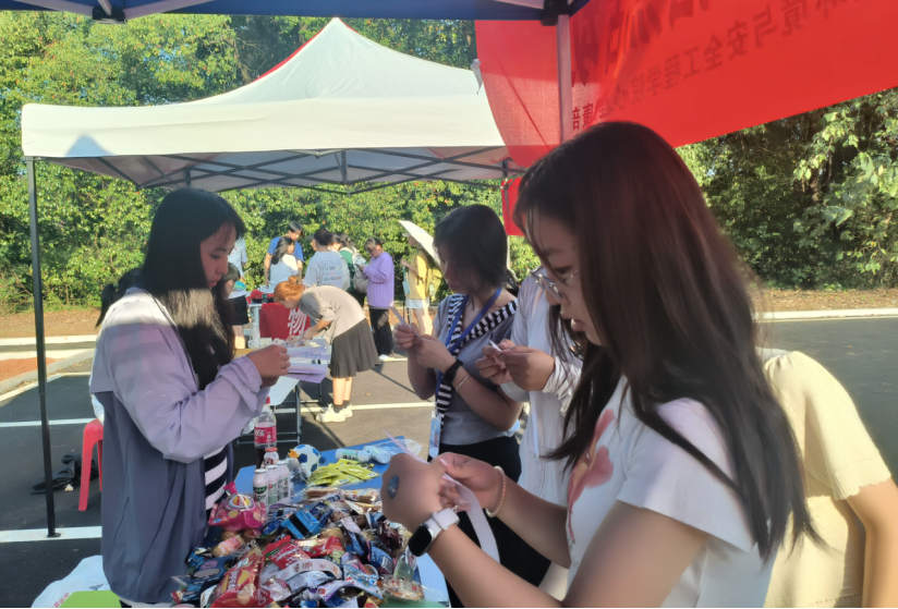 bb7561755a9d4085bc3801ce5657b7f9.png bb7561755a9d4085bc3801ce5657b7f9.png