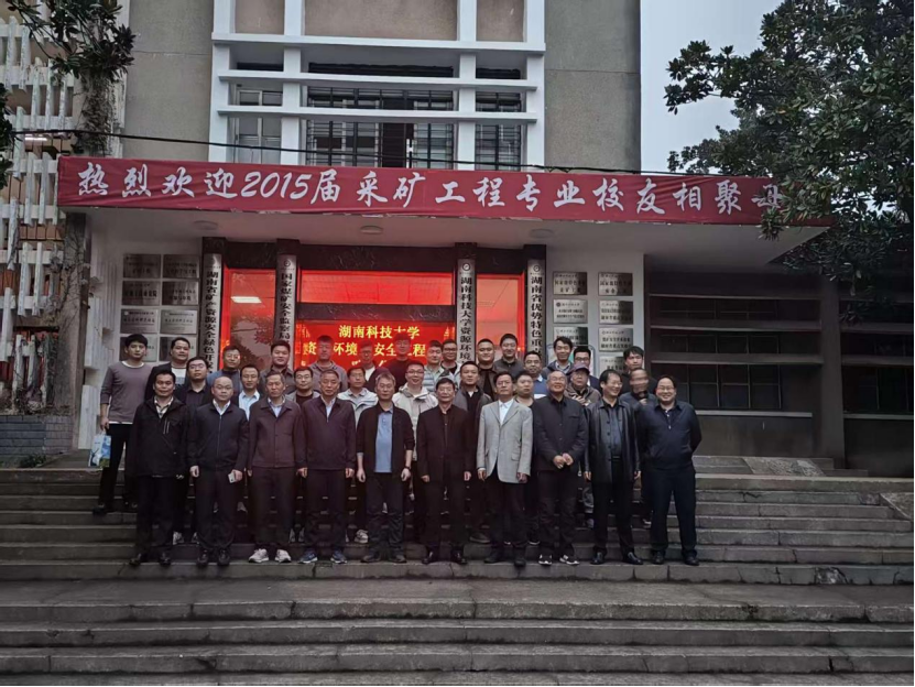 2ee092522f0949a9be011ce7ef2ccad7.png 2ee092522f0949a9be011ce7ef2ccad7.png